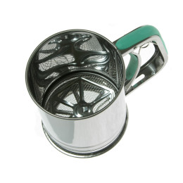 Сито-кружка для муки 2-ая сетка в ассортименте