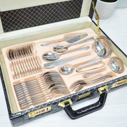 Набор столовых приборов 72 предмета в черном чемодане, дизайн "А" волна