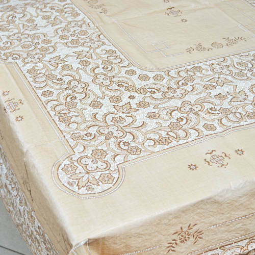 Скатерть 150*228см EMBOSSED бежевая+коричневая