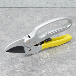 Секатор плоскостной 8" 20,5см усиленный, с алюминиевыми комбинированными ручками "Макси" ДоброСад