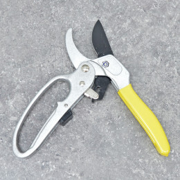 Секатор плоскостной 8" 20,5см усиленный, с алюминиевыми комбинированными ручками "Макси" ДоброСад