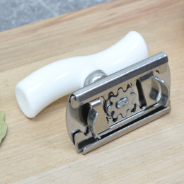 Открывалка для винтовых крышек