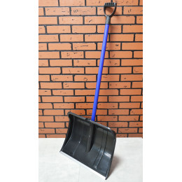 Лопата снеговая "Богатырь" 490*490мм с металл крашеным черенком и V-обр ручкой