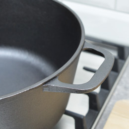 Кастрюля 5л чугунная с крышкой тм Гардарика