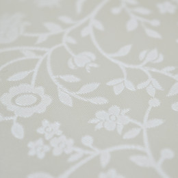 Скатерть 110*140см на тканевой основе 7D, бежевая в ассортименте