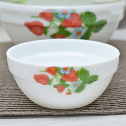 Набор салатников с крышками 4 предмета "Клубника"