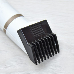 Машинка для стрижки ENERGY EN-736, работает от аккумулятора