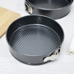 Набор форм для запекания 3 предмета 22, 24, 26см со съемным дном