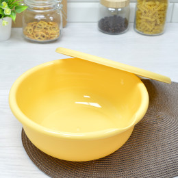 Миска 3,2л "Modena" с крышкой бледно-желтый