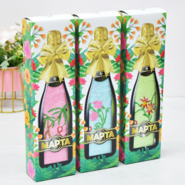 Полотенце сувенирное к 8 Марта "Бутылка", в ассортименте